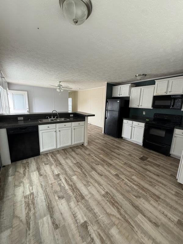 2016 Clayton 37F  Home