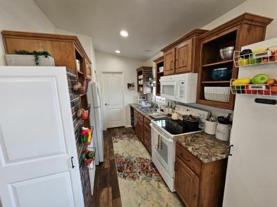 Mobile Home at 8700 E University Dr Lot 0232 Mesa, AZ 85207