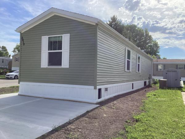 2025 clayton 81NNH16602AH26 Mobile Home
