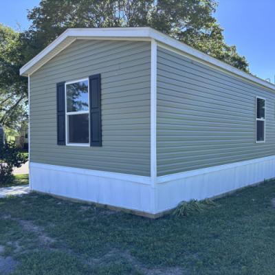 Photo 2 of 28 of home located at 9901 State Road 3 #0075 Muncie, IN 47303