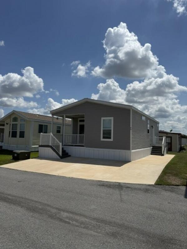 2023 Palm Harbor 340LS24402A Mobile Home