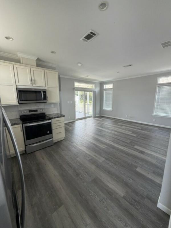 2023 Palm Harbor 340LS24402A Mobile Home