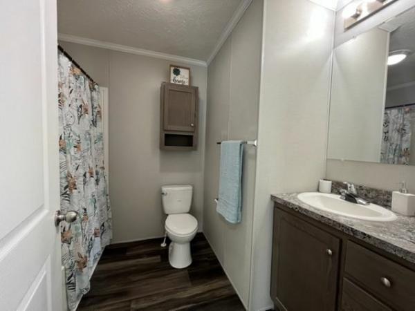 2022 Champion Dutch Diamond II Mobile Home