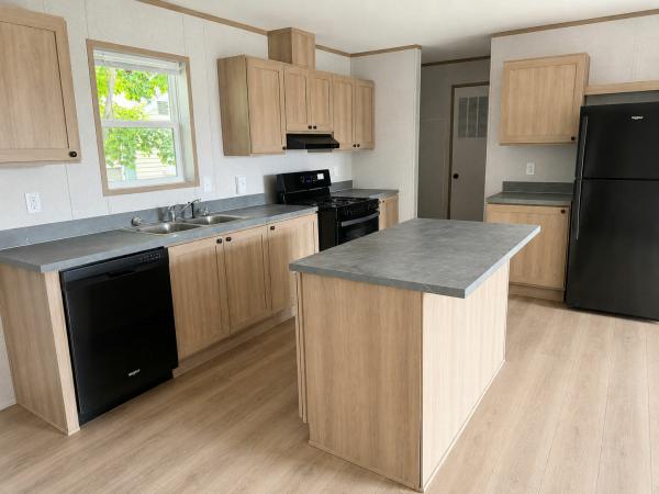 Photo 1 of 2 of home located at 9849 Regatta Court 1063 Fair Haven, MI 48023