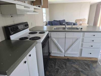 Mobile Home at 221 Eastwood Dr Zanesville, OH 43701