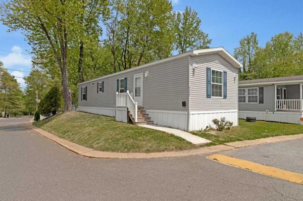 Photo 1 of 2 of home located at 9500 Beech Park Street Capitol Heights, MD 20743