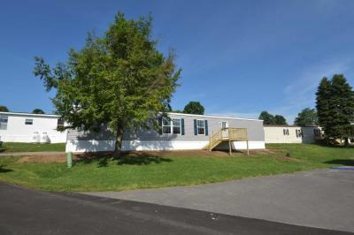 Photo 4 of 21 of home located at 5600 Shute Rd La Fayette, NY 13084