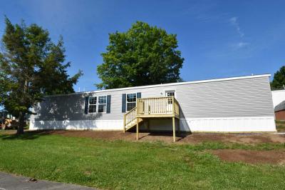 Photo 5 of 21 of home located at 5600 Shute Rd La Fayette, NY 13084