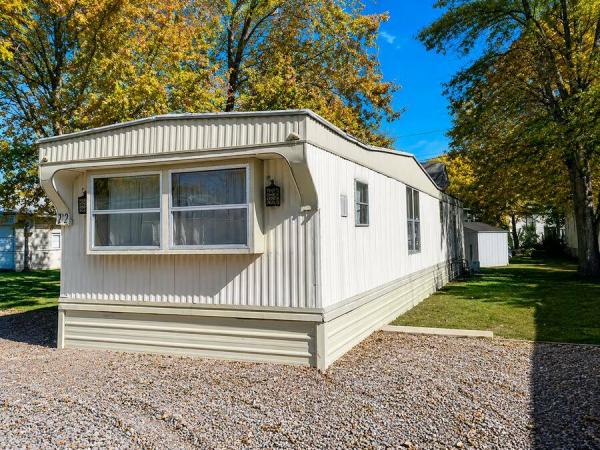 1975  Mobile Home For Sale