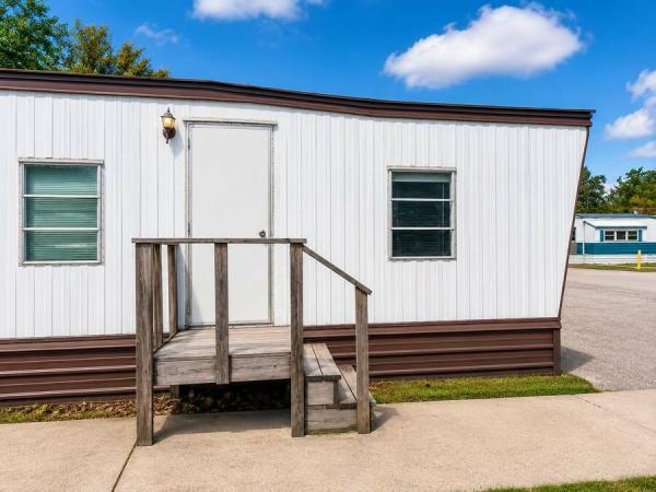 1975  Mobile Home For Sale