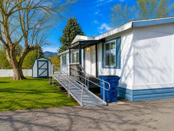  Mobile Home For Sale
