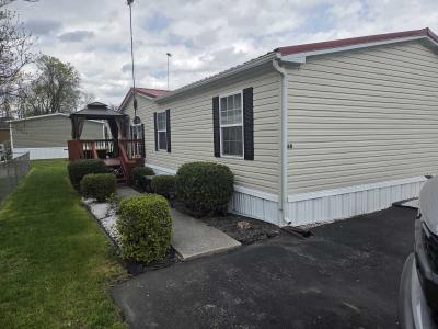 Photo 2 of 4 of home located at 160 Opal Court Martinsburg, WV 25404