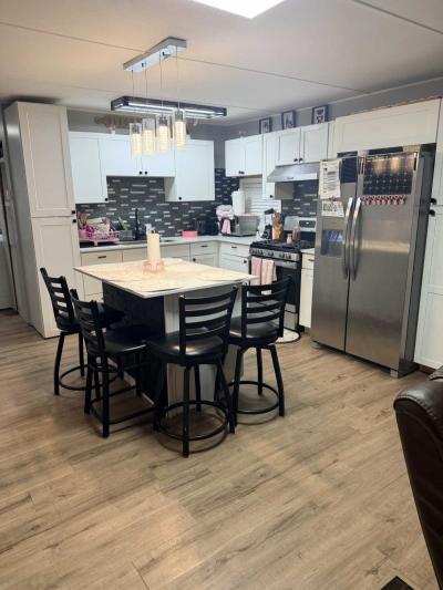 Photo 4 of 11 of home located at 227 Ringling St. Hamilton, OH 45011