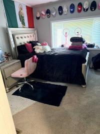 1986 Fairmont Manufactured Home