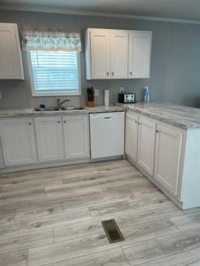 Photo 5 of 13 of home located at 22014 Marquee #429 Romulus, MI 48174