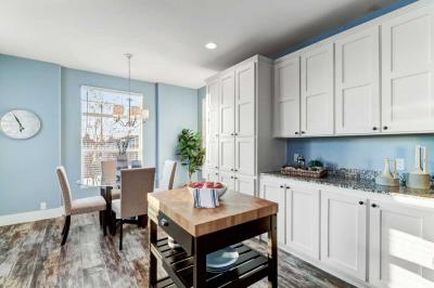 Photo 4 of 21 of home located at 5505 South Grove #309 Rocklin, CA 95677