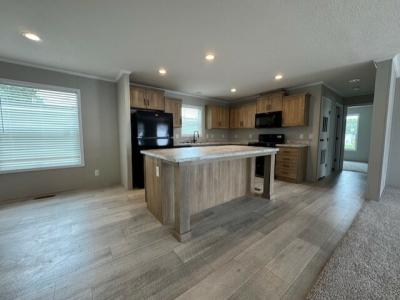 Photo 2 of 7 of home located at 28775 Boxwood Flat Rock, MI 48134