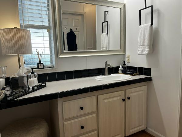 1999 Merit FLHMBT40643623A/B Mobile Home