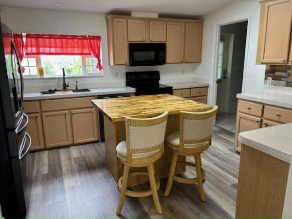 2004 merit Cottonwood Manufactured Home