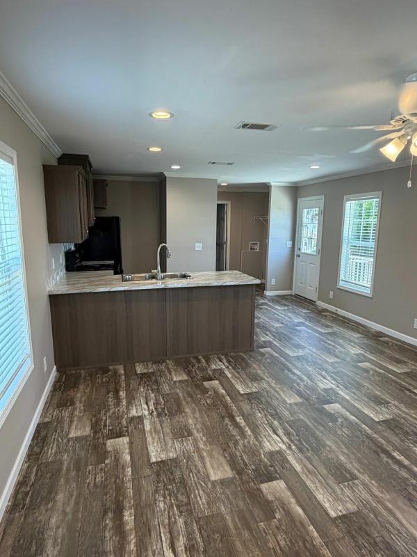 2022 Clayton Homes Inc Community Series Mobile Home