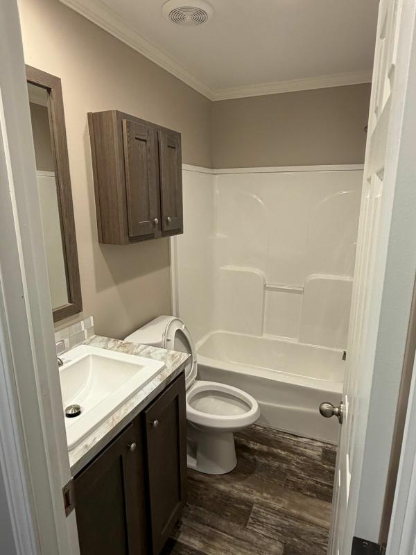2022 Clayton Homes Inc Community Series Mobile Home