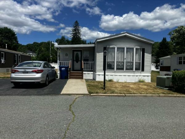 Photo 1 of 2 of home located at 1003 Oak Hill Avenue, #3 Attleboro, MA 02703