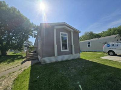 Mobile Home at 733 Juliet Dr. Lakeville, MN 55044
