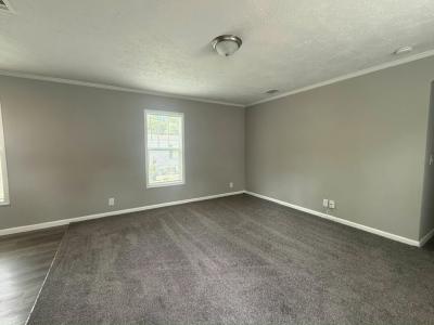 Photo 4 of 12 of home located at 10201 W Beaver St #174 Jacksonville, FL 32220