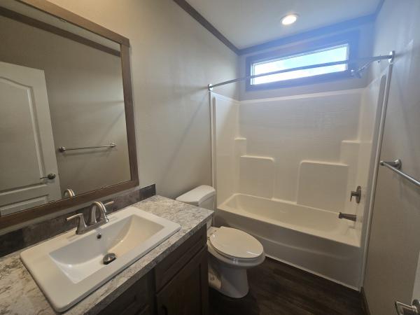 2023 Clayton 32DEV28563A (SG) Mobile Home