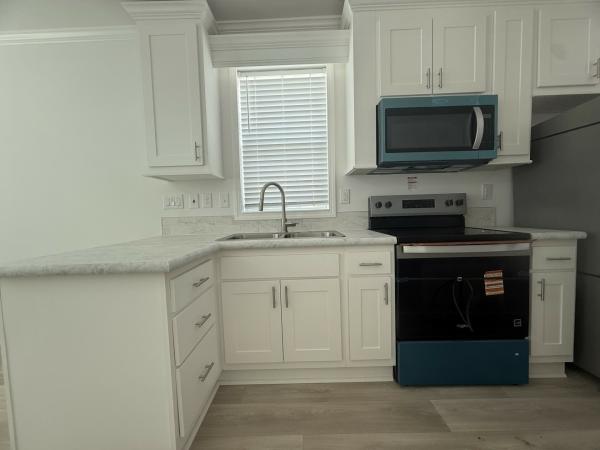 2026 SKYLINE/CHAMPION PALM BAY Q1B807 Mobile Home