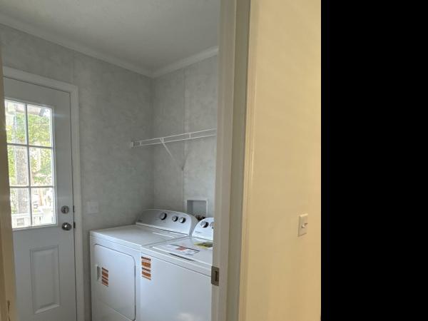 2025 Redman 322  Home