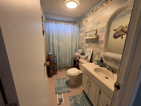 1992 LX 141 Mobile Home