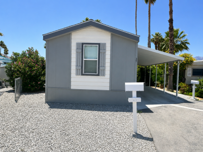 Mobile Home at 37 Sand Creek Cathedral City, CA 92234