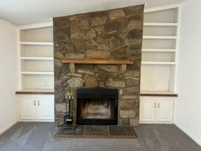 Photo 4 of 23 of home located at 107 Bay Meadow Drive Batavia, OH 45103
