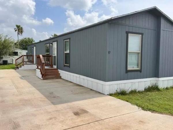 2021  Mobile Home For Rent
