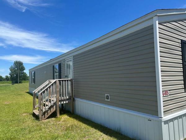 Photo 1 of 2 of home located at 3818 Napier Field Rd #G805 Dothan, AL 36303