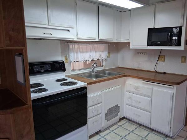 1983 MOBILE HOM  Home