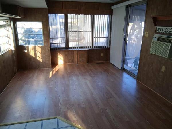 1983 MOBILE HOM  Home