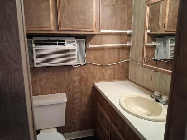 1983 MOBILE HOM  Home