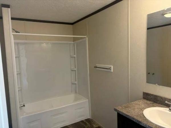 2019 95PLH2448AH19S  Home