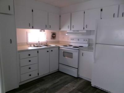Photo 4 of 8 of home located at 2701 34th St N. Lot 539 Saint Petersburg, FL 33713