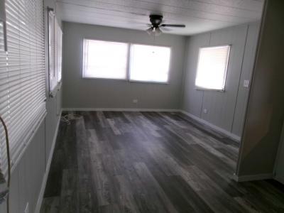 Photo 5 of 8 of home located at 2701 34th St N. Lot 539 Saint Petersburg, FL 33713