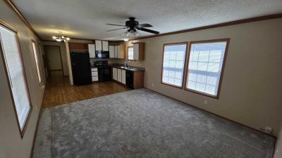 Photo 4 of 24 of home located at 23716 Matts Dr Brownstown Township, MI 48174