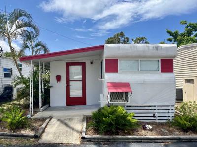 Mobile Home at 11630 Hamlin Boulevard, Lot 207 Largo, FL 33774