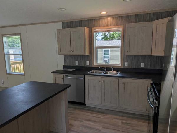 2025 Clayton Homes Mobile Home