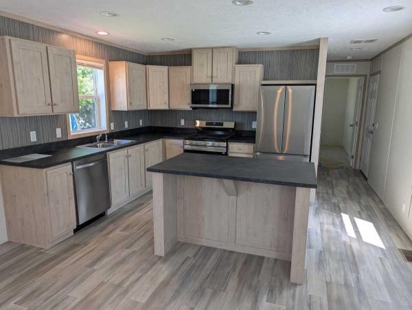 2025 Clayton Homes Mobile Home