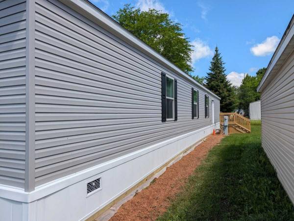 2025 Clayton Homes Mobile Home