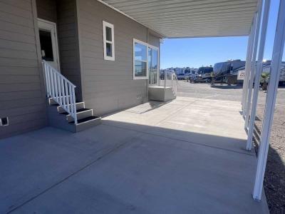Photo 4 of 5 of home located at 13650 N Frontage Rd #1226 Yuma, AZ 85367