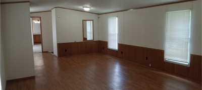 Photo 5 of 15 of home located at 1100 Thornwood Dr SW #806 Heath, OH 43056