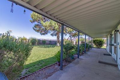 Photo 4 of 14 of home located at 202 Trojan Way Henderson, NV 89074